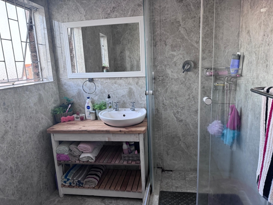 4 Bedroom Property for Sale in Westridge Western Cape